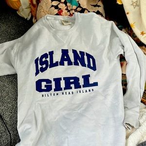Island girl oversized crew neck size small!